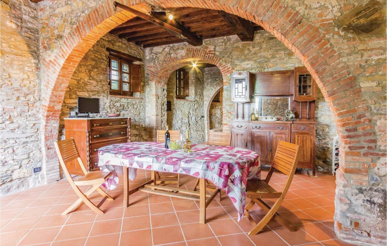 Beautiful Home In Pieve A Elici -Lu- With Kitchen Massarosa Εξωτερικό φωτογραφία